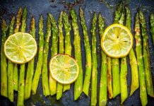 Shutterstock 302702174 -Roasted_asparagus-salad
